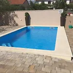 Apartamento Nika & Karla Bibinje
